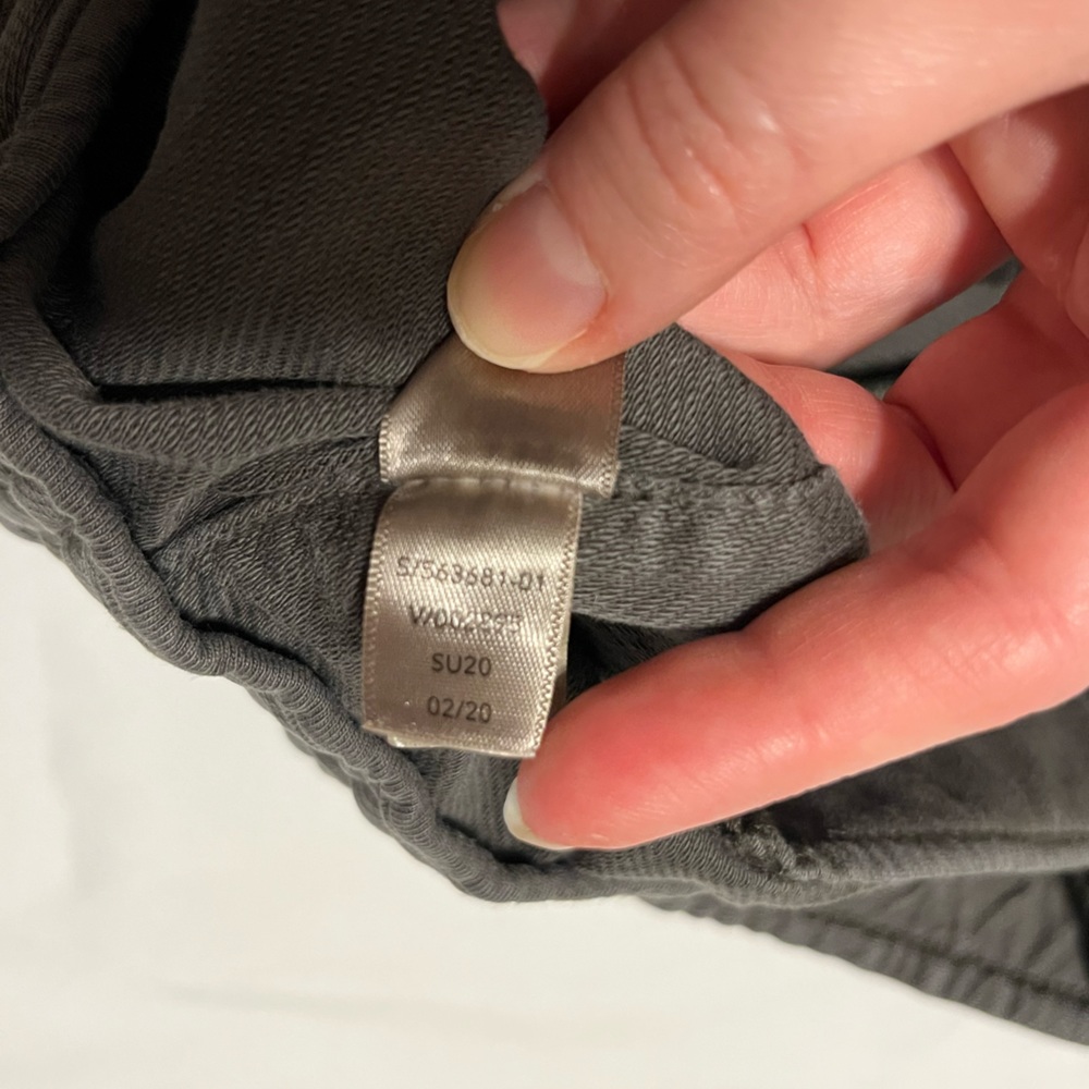 Athleta Farallon Women's Olive Shorts - Picture 10 of 12